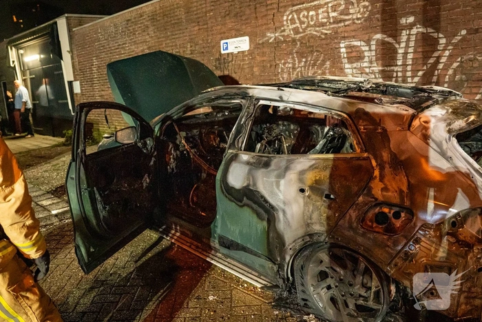 Garagebox in gevaar door autobrand