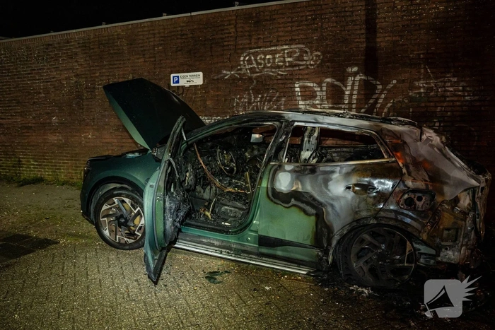 Garagebox in gevaar door autobrand