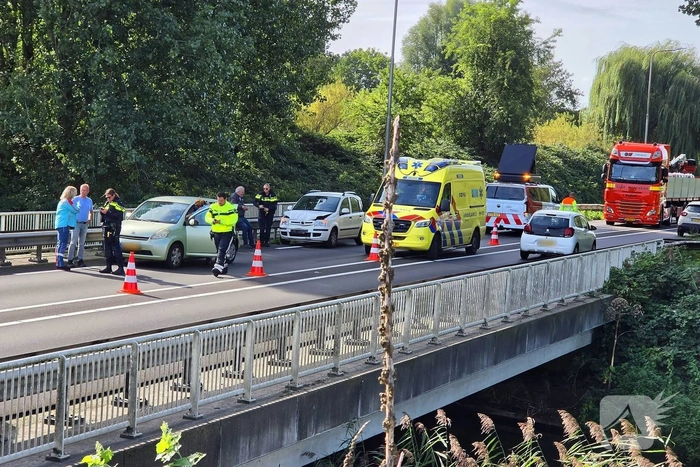 Botsing leidt tot verkeershinder en filevorming