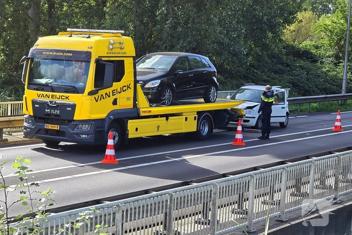 Botsing leidt tot verkeershinder en filevorming