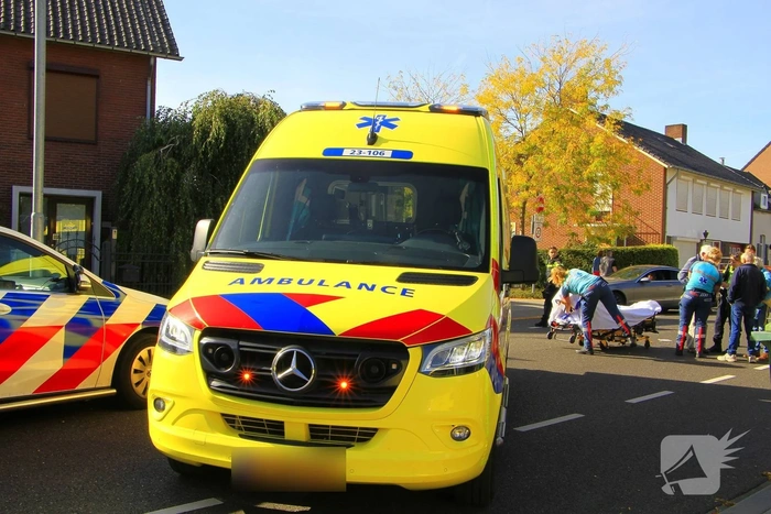 Fietser gewond na aanrijding met auto