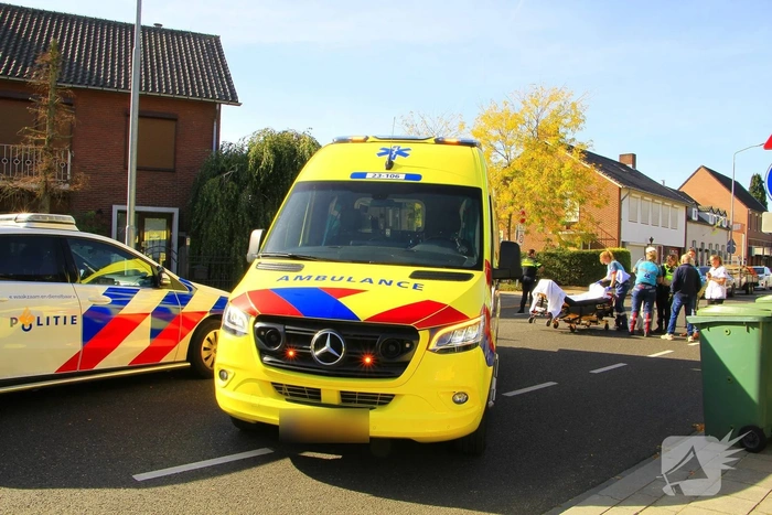 Fietser gewond na aanrijding met auto