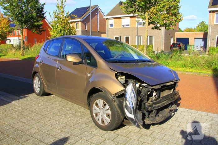 Ongeval met elektrische Audi leidt tot forse schade
