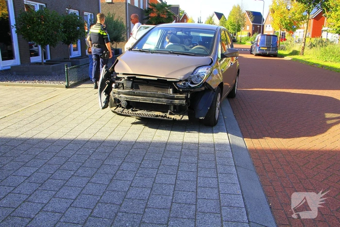 Ongeval met elektrische Audi leidt tot forse schade