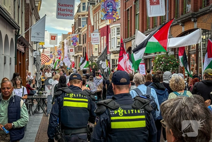 Mobiele Eenheid groots aanwezig bij protestmars