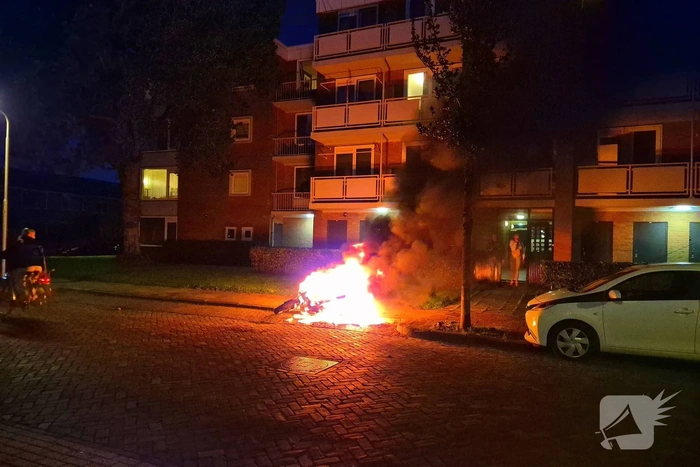 Motor brandt volledig uit