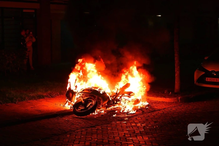 Motor brandt volledig uit