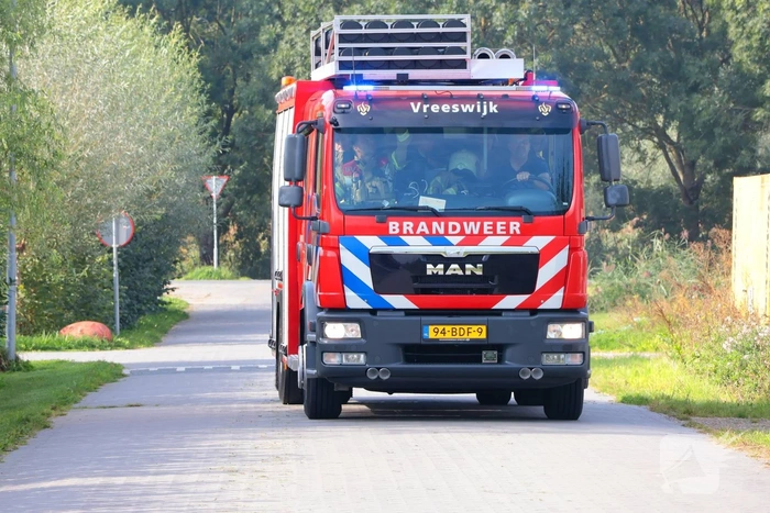 Hybride auto in brand door accupakket