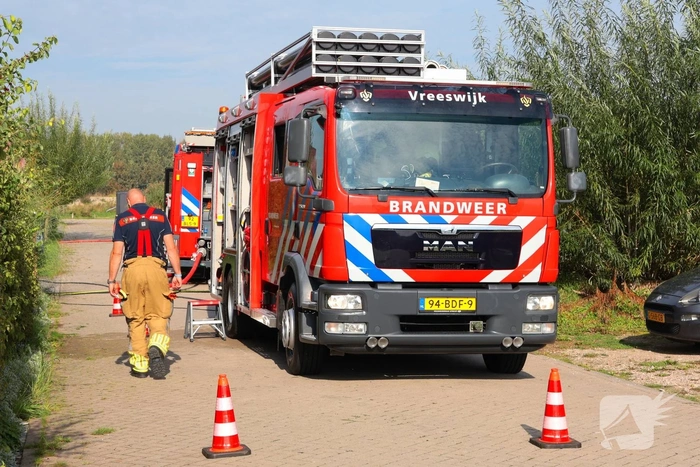 Hybride auto in brand door accupakket