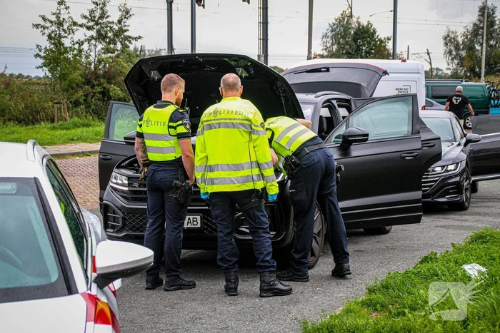 Politie haalt verdacht voertuig van snelweg
