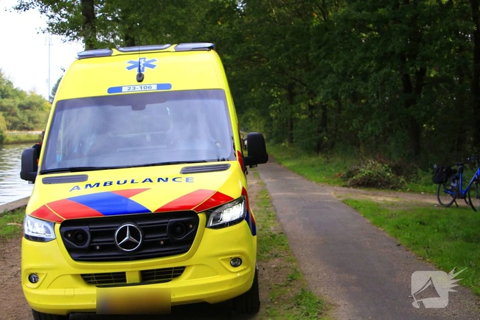 Wielrenner gewond bij botsing op zandweg