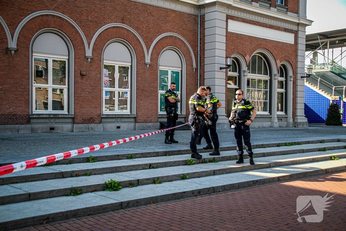 Verdacht pakketje leidt tot afzetting van station