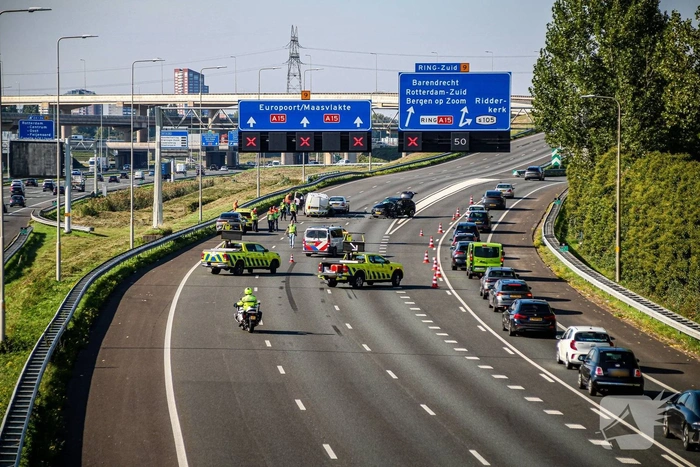 Zware aanrijding met drie voertuigen op snelweg