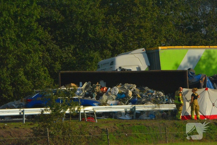 Meerdere ernstige gewonden bij ongeluk met vrachtwagens