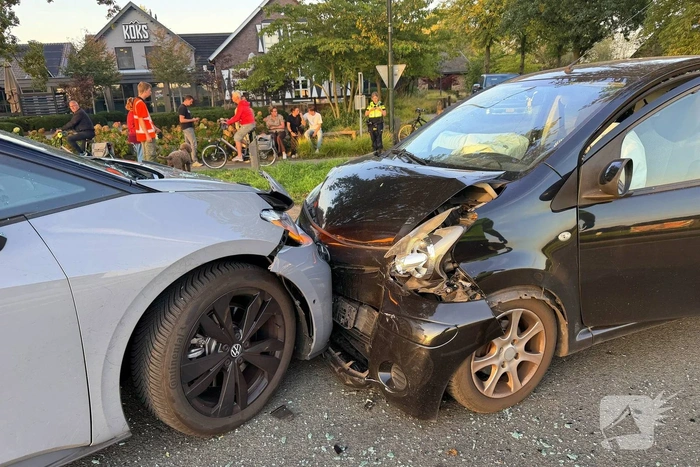 Frontale aanrijding met gewonde