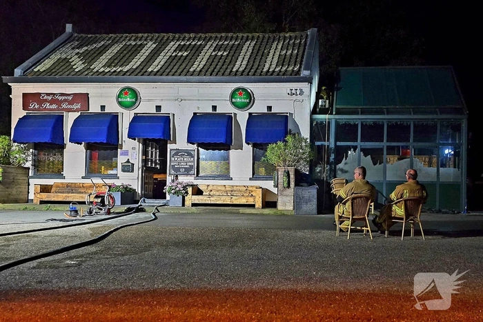 Brandweer onderzoek naar rookontwikkeling in café