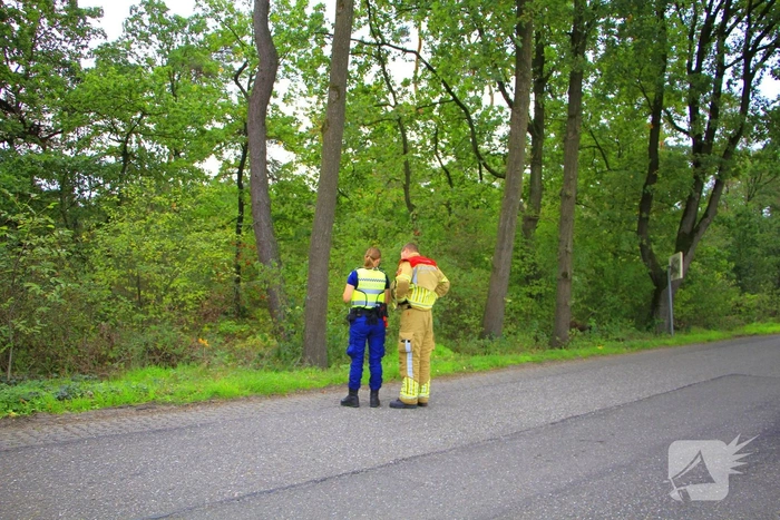 Rolstoelgebruiker vast in greppel tijdens wandeling