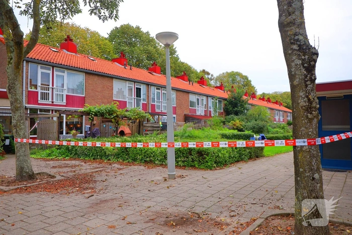 Mogelijk explosief ontdekt in woning