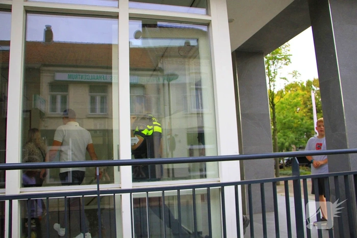 Man gewond door vlam in pan met olie