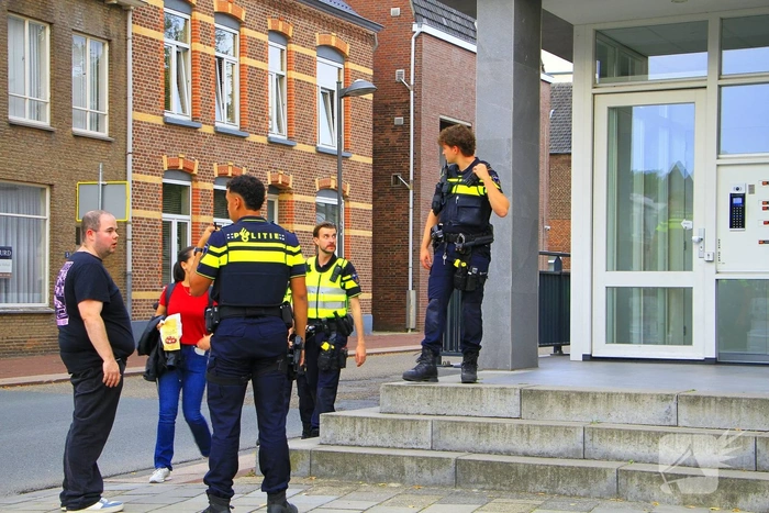 Man gewond door vlam in pan met olie