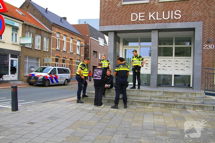 Man gewond door vlam in pan met olie