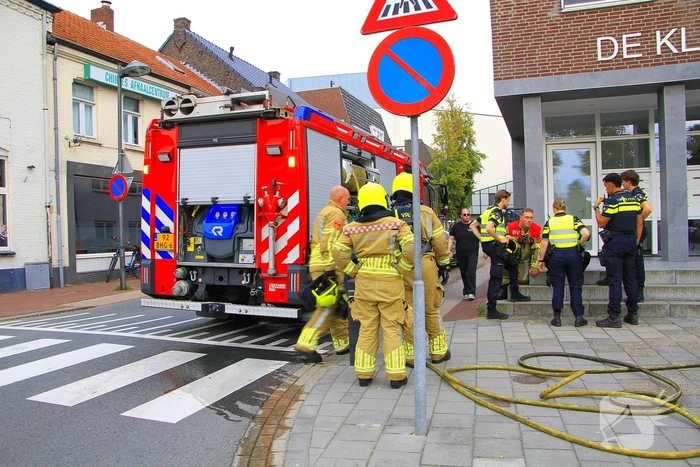 Man gewond door vlam in pan met olie