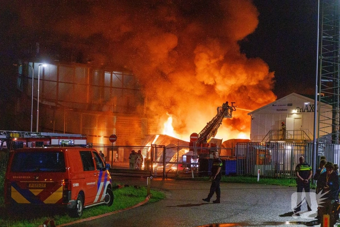 Brand verwoest loods