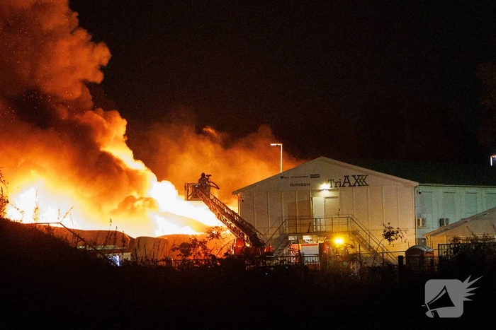 Brand verwoest loods
