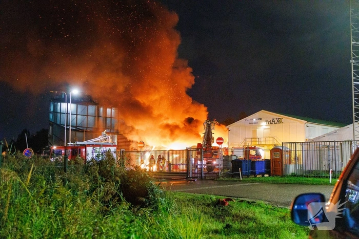 Brand verwoest loods