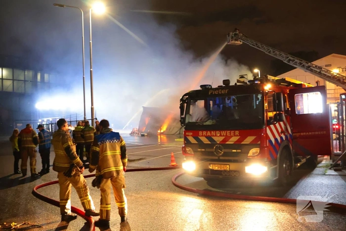 Brand verwoest loods