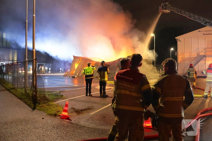 Brand verwoest loods