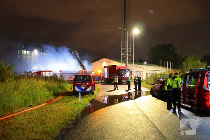 Brand verwoest loods