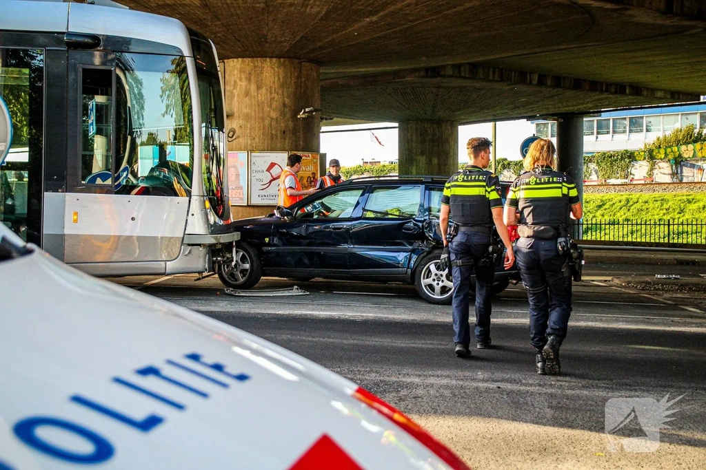 Bergweg 112 meldingen Rotterdam 