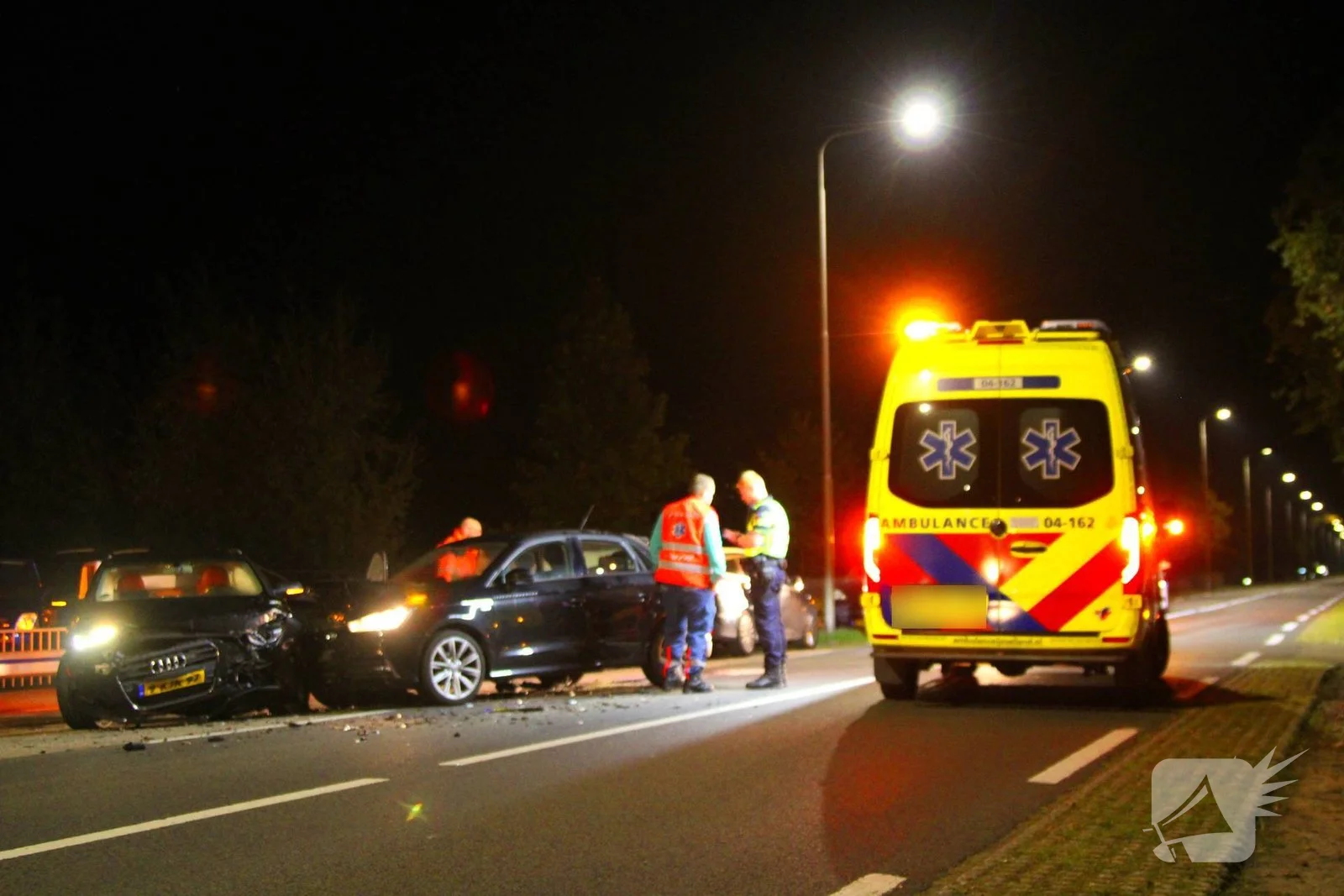 Botsing tussen voertuigen leidt tot wegafsluiting