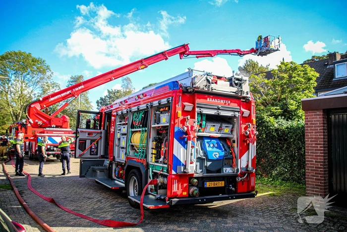 Brand in woning veroorzaakt grote rookontwikkeling