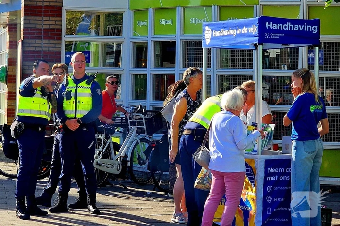 Handhaving in gesprek met inwoners en ondernemers