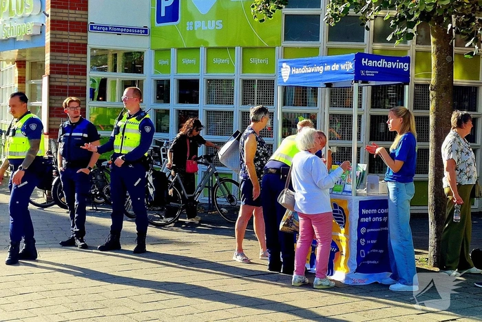 Handhaving in gesprek met inwoners en ondernemers