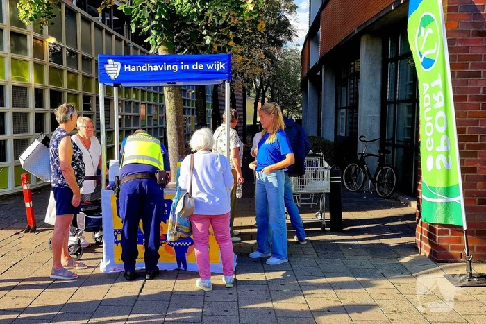 Handhaving in gesprek met inwoners en ondernemers