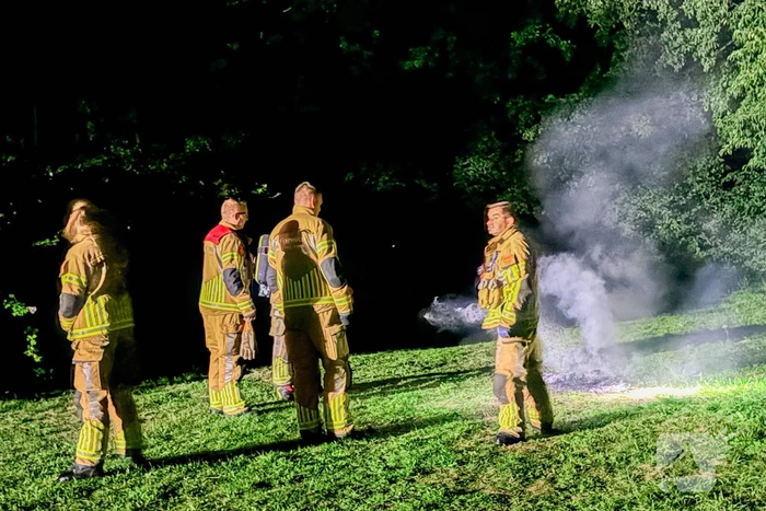 Kleine brand op grasveld onder controle