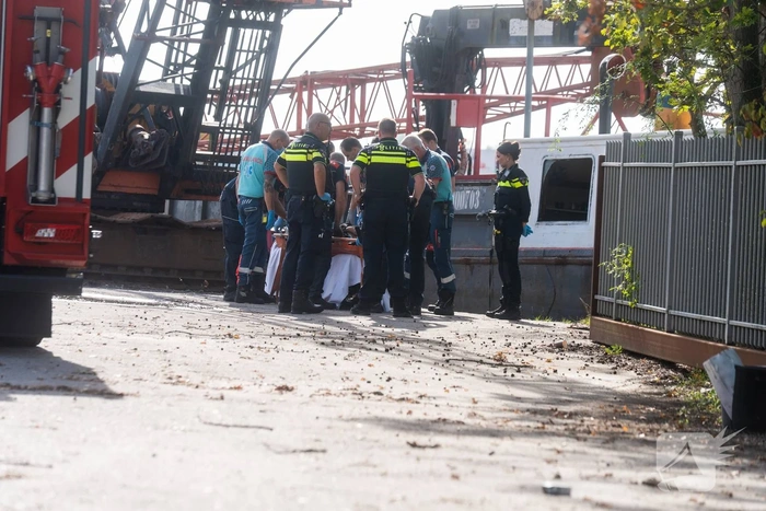 Gewonde van schip gehaald na geweldsincident
