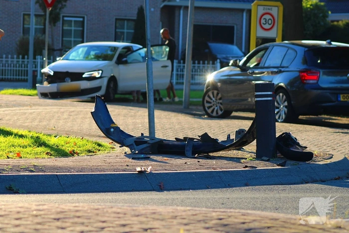 Aanrijding tussen twee voertuigen