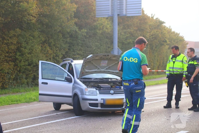 Meerdere gewonden bij frontale botsing; weg volledig afgesloten