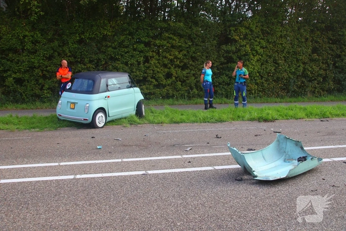 Meerdere gewonden bij frontale botsing; weg volledig afgesloten