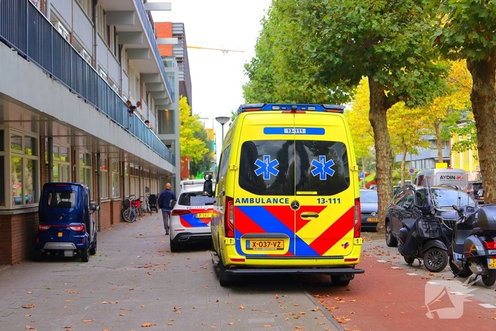 Gewonde bij steekincident in woning