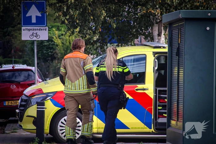Brandweer blust korte, maar felle keukenbrand