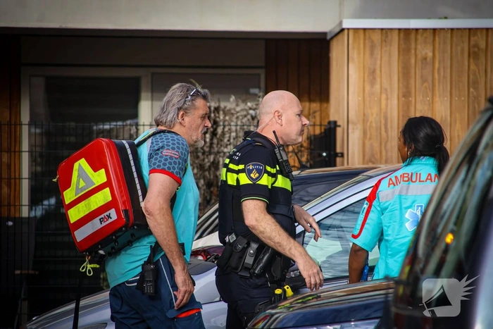 Brandweer blust korte, maar felle keukenbrand