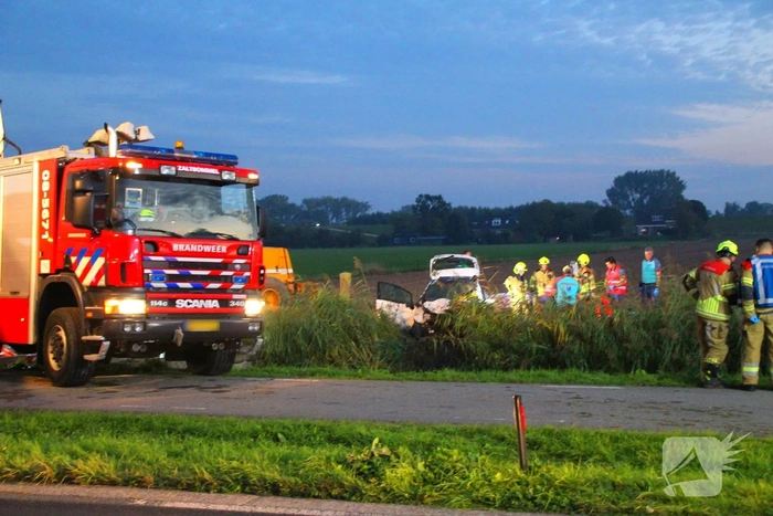 Enorme ravage na zwaar ongeval, meerdere traumahelikopters ingezet