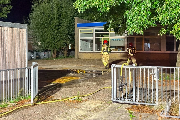 Palletbrand op schoolterrein