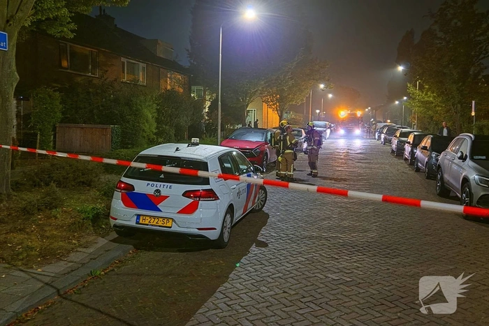 Brandweer verricht metingen wegens gaslekkage