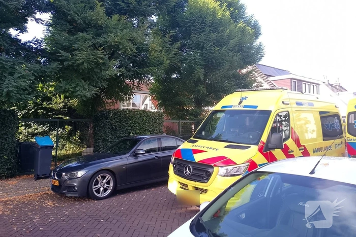 Scooterrijders komen met elkaar in botsing
